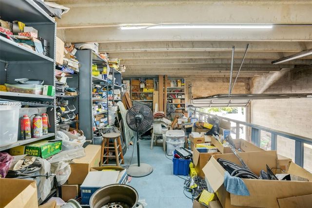 3838 Shipping Avenue, Miami, FL 33146