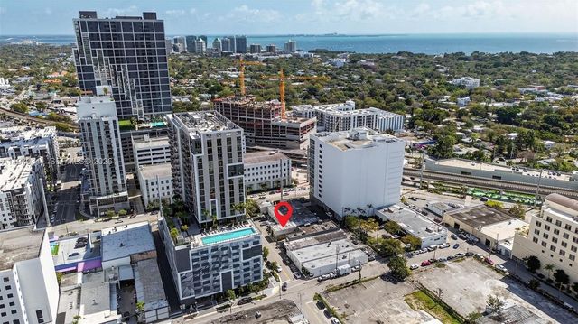 3838 Shipping Avenue, Miami, FL 33146