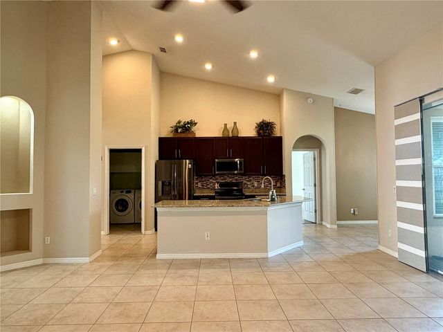 10237 FACET COURT, Orlando, FL 32836