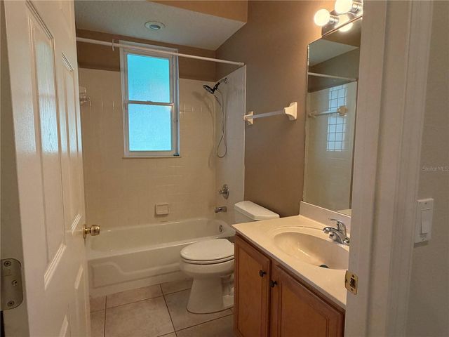 10237 FACET COURT, Orlando, FL 32836