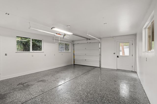 198 Hessar Street, Grants Pass, OR 97527