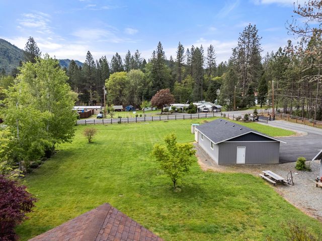 198 Hessar Street, Grants Pass, OR 97527