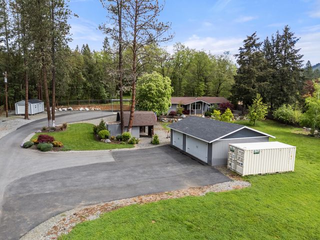 198 Hessar Street, Grants Pass, OR 97527