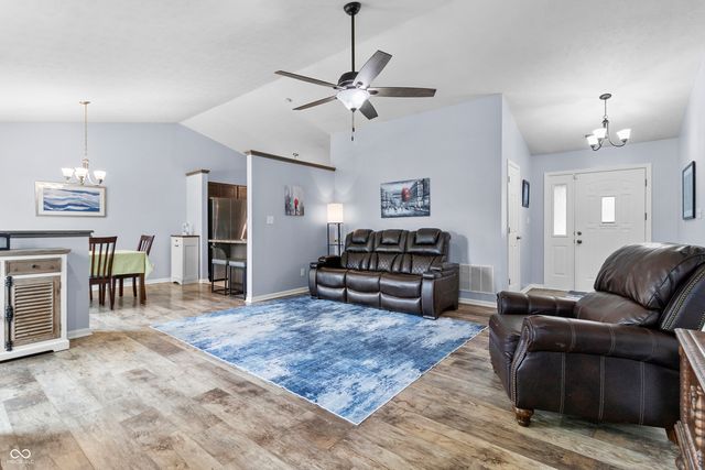 1015 Candlestick Drive, Lebanon, IN 46052