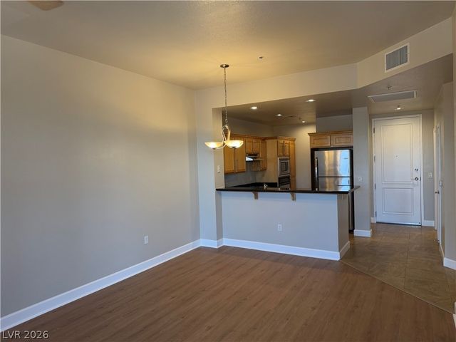 55 AGATE Avenue 409, Las Vegas, NV 89123