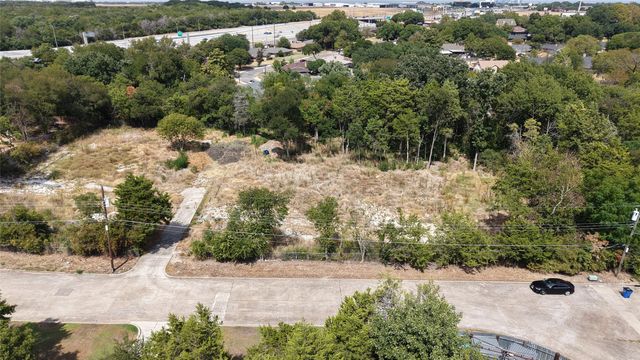 2723 Millbrook Drive, Dallas, TX 75237