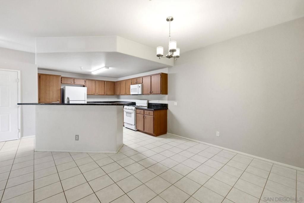 Image 10 of property listing at 31369 David, Temecula, CA 92592