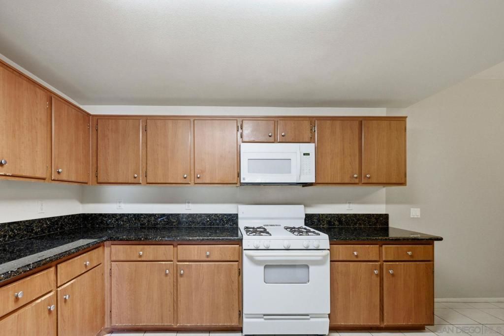 Image 13 of property listing at 31369 David, Temecula, CA 92592