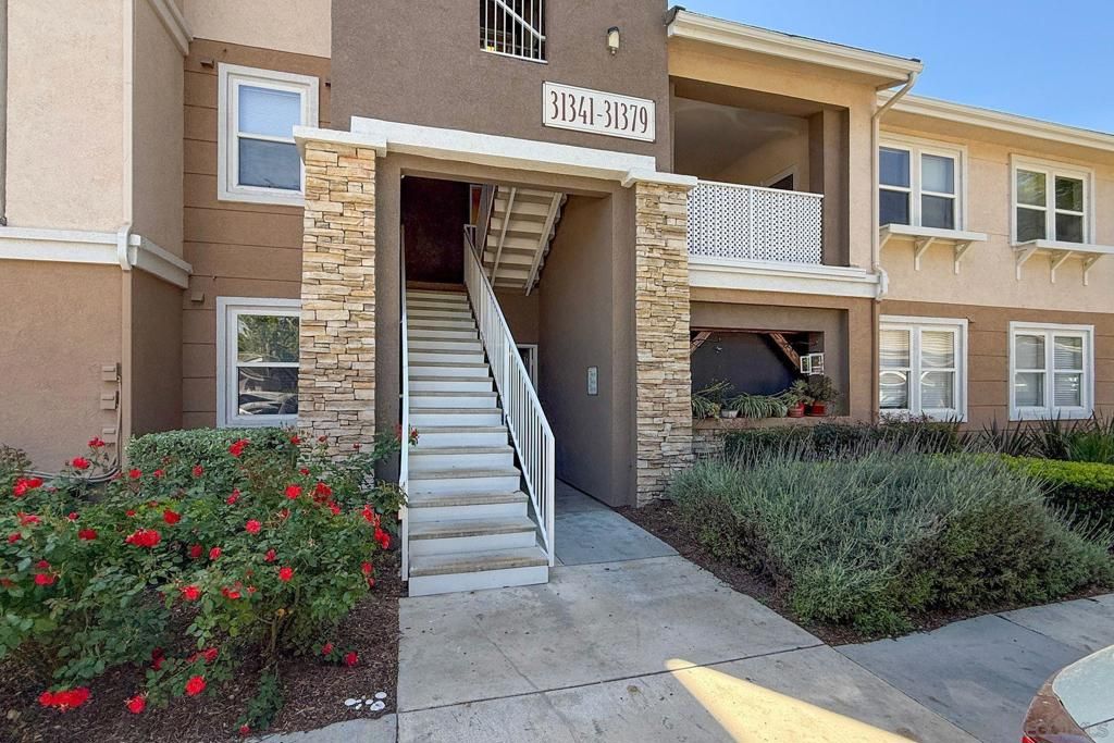 Image 2 of property listing at 31369 David, Temecula, CA 92592