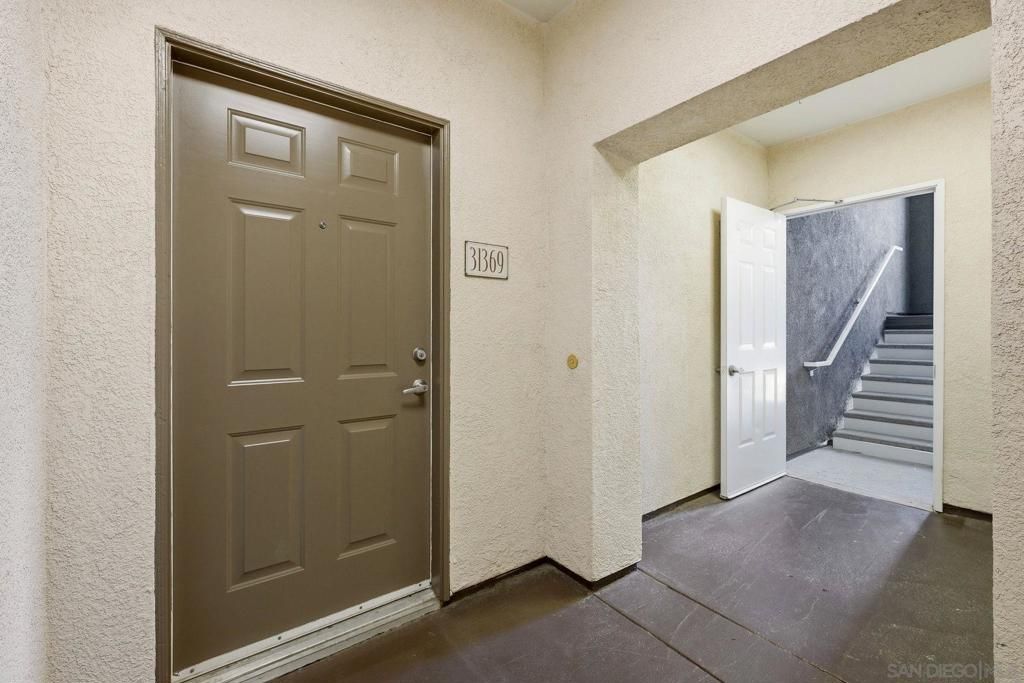 Image 3 of property listing at 31369 David, Temecula, CA 92592