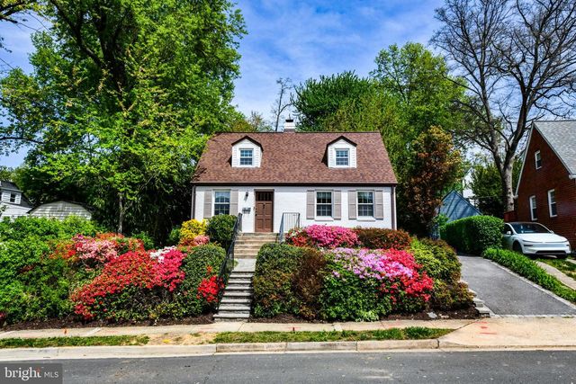 2333 N EDISON ST, Arlington, VA 22207