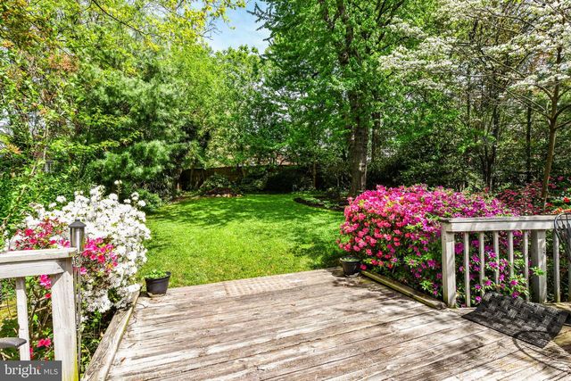2333 N EDISON ST, Arlington, VA 22207