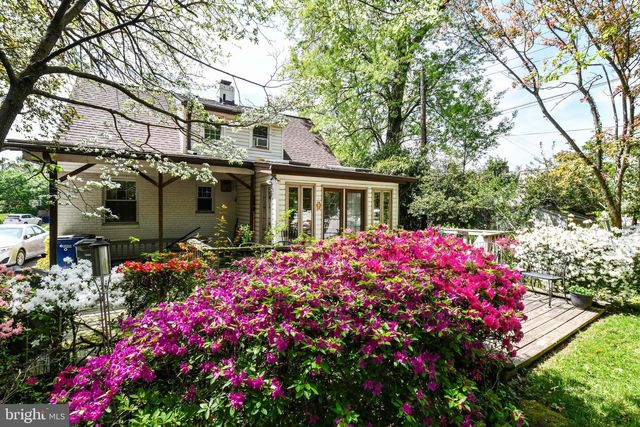 2333 N EDISON ST, Arlington, VA 22207