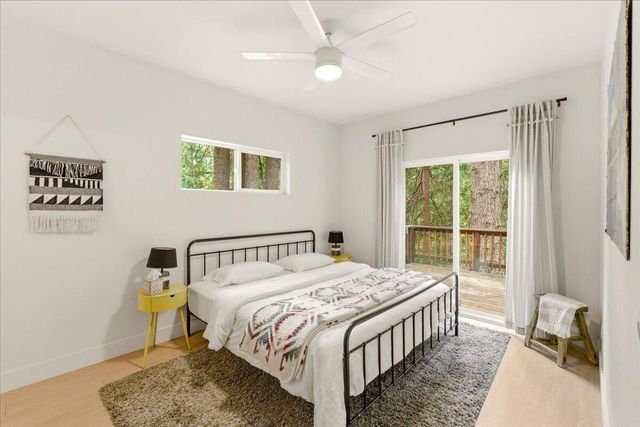 217 Pony Trail, Mount Shasta, CA 96067