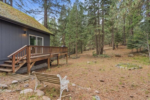 217 Pony Trail, Mount Shasta, CA 96067