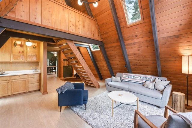 217 Pony Trail, Mount Shasta, CA 96067