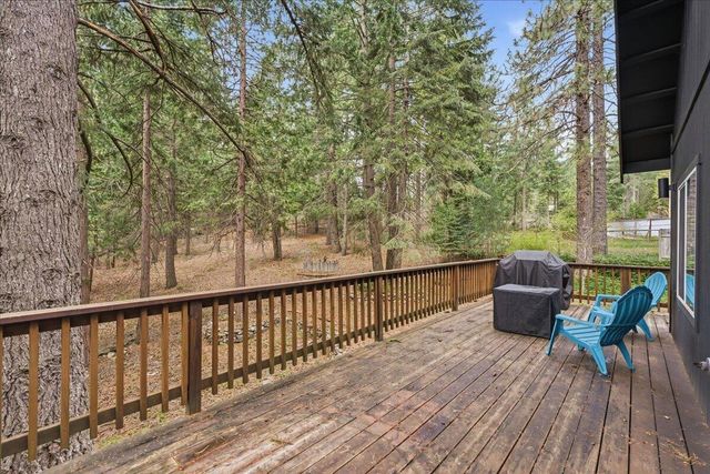217 Pony Trail, Mount Shasta, CA 96067