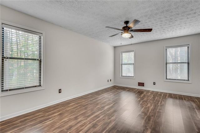 519 Magnolia Drive, Woodstock, GA 30188