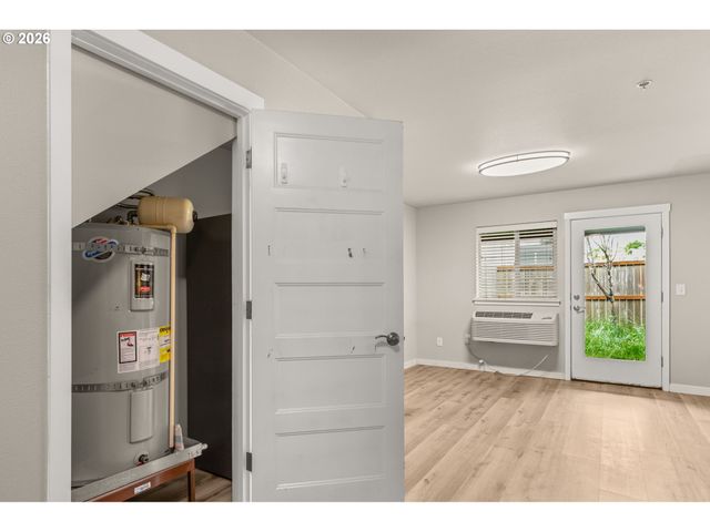 8300 Se Flavel St, Portland, OR 97266