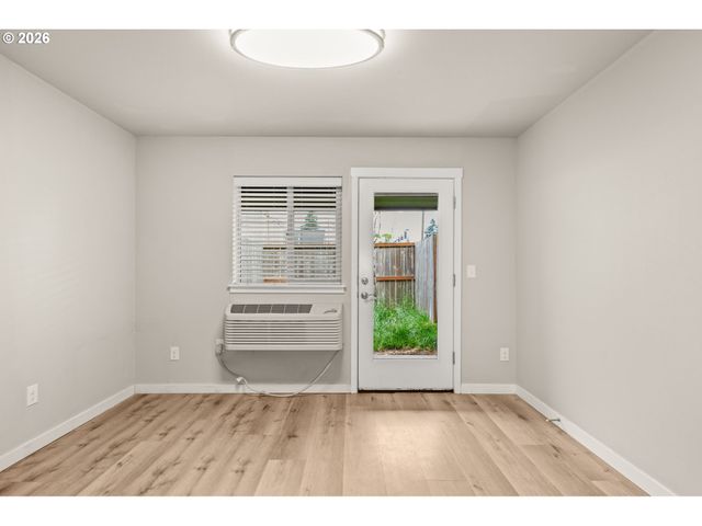 8300 Se Flavel St, Portland, OR 97266