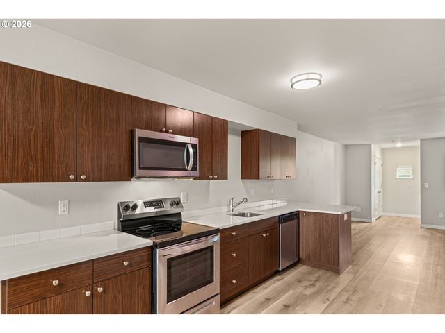 8300 Se Flavel St, Portland, OR 97266
