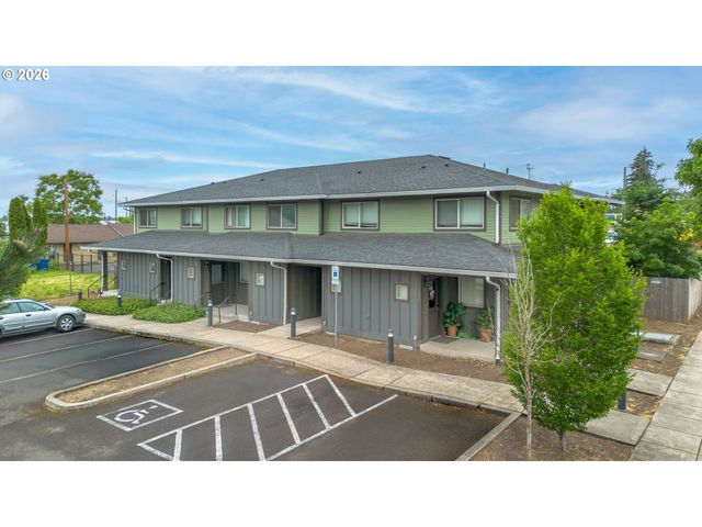 8300 Se Flavel St, Portland, OR 97266