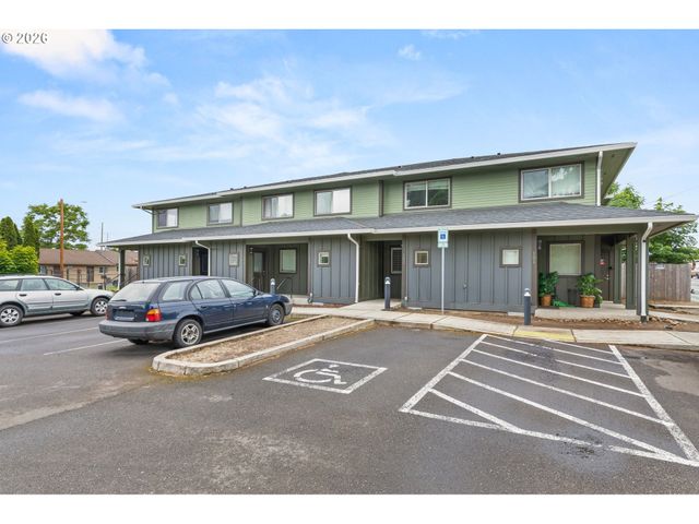 8300 Se Flavel St, Portland, OR 97266