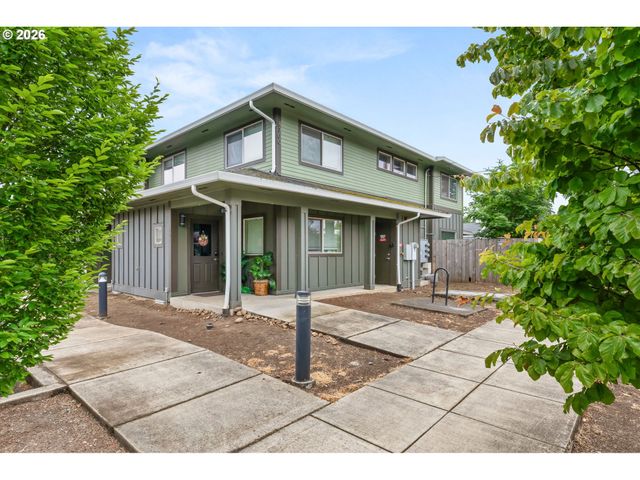 8300 Se Flavel St, Portland, OR 97266