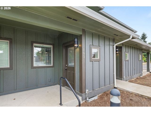 8300 Se Flavel St, Portland, OR 97266