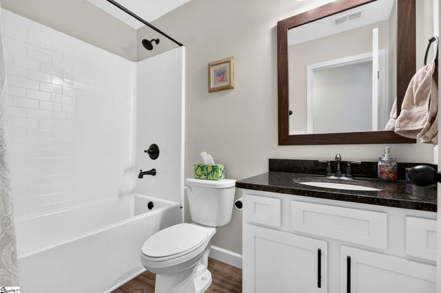 316 Dogwood Trail, Campobello, SC 29322