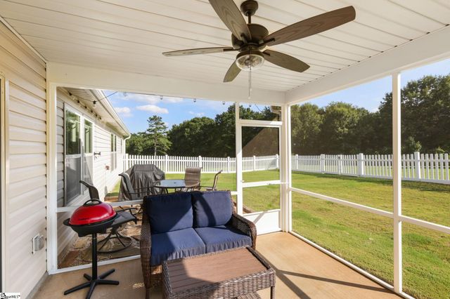 316 Dogwood Trail, Campobello, SC 29322