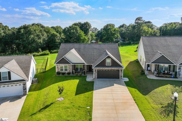 316 Dogwood Trail, Campobello, SC 29322