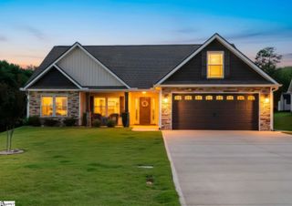 316 Dogwood Trail, Campobello, SC 29322