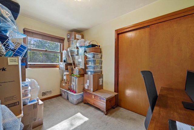 1416 Plainfield AVENUE, Mount Pleasant, WI 53403