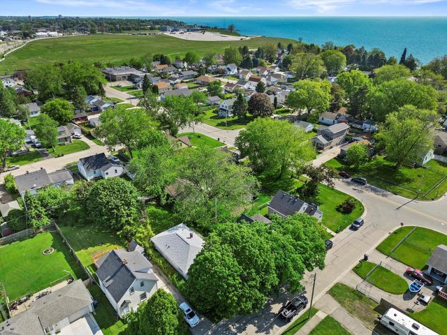 1416 Plainfield AVENUE, Mount Pleasant, WI 53403