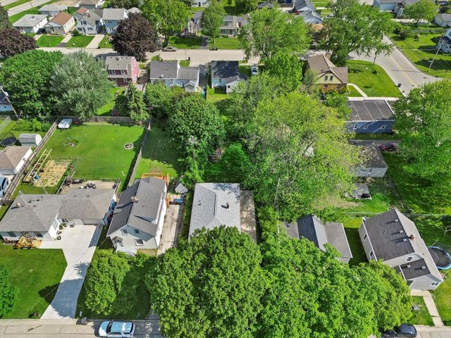 1416 Plainfield AVENUE, Mount Pleasant, WI 53403