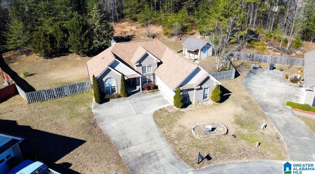 137 HERMITAGE LANE, Calera, AL 35040