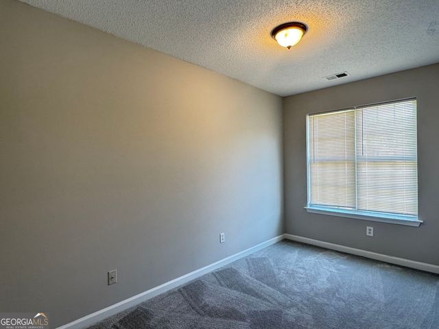 4044 Robin Circle, Atlanta, GA 30349