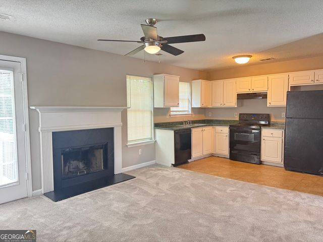 4044 Robin Circle, Atlanta, GA 30349