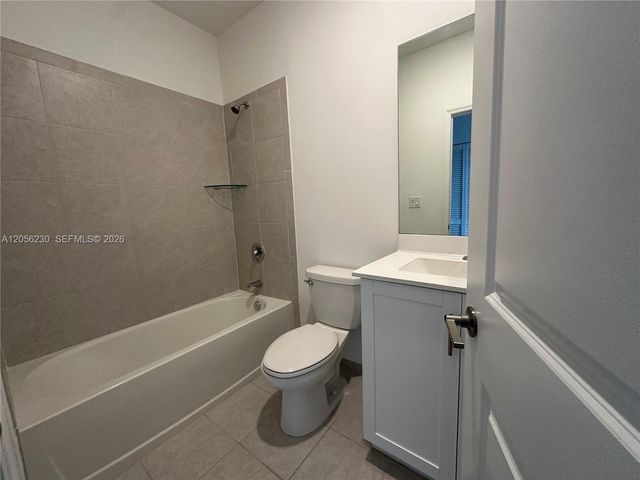 2737 SE 17th St, Homestead, FL 33035