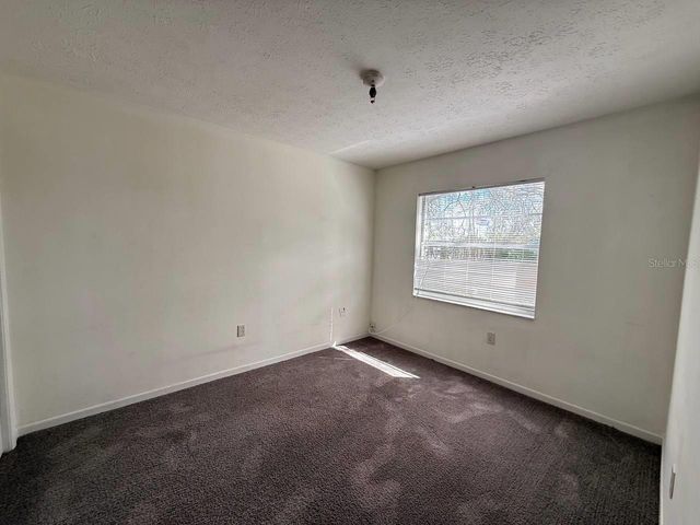 8505 N TAMPA STREET B, Tampa, FL 33604