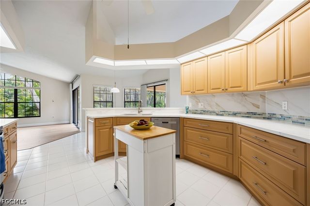 15484 Admiralty CIR 2, North Fort Myers, FL 33917