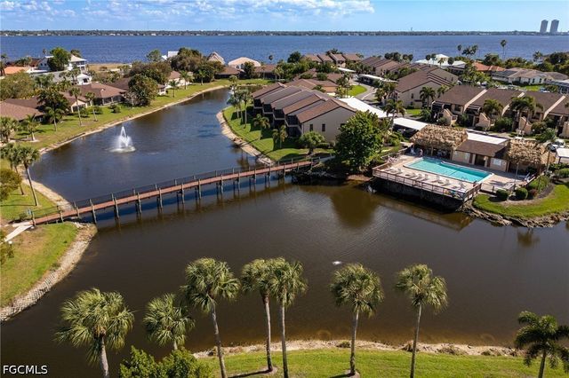 15484 Admiralty CIR 2, North Fort Myers, FL 33917