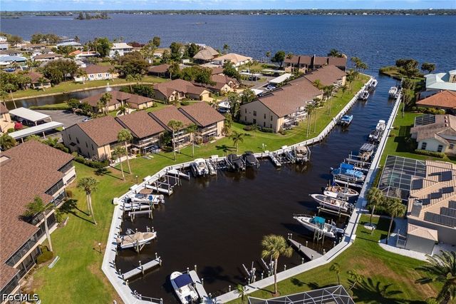15484 Admiralty CIR 2, North Fort Myers, FL 33917
