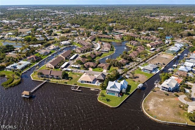 15484 Admiralty CIR 2, North Fort Myers, FL 33917