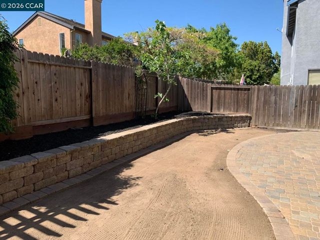 2085 Springbrook Ct, Oakley, CA 94561