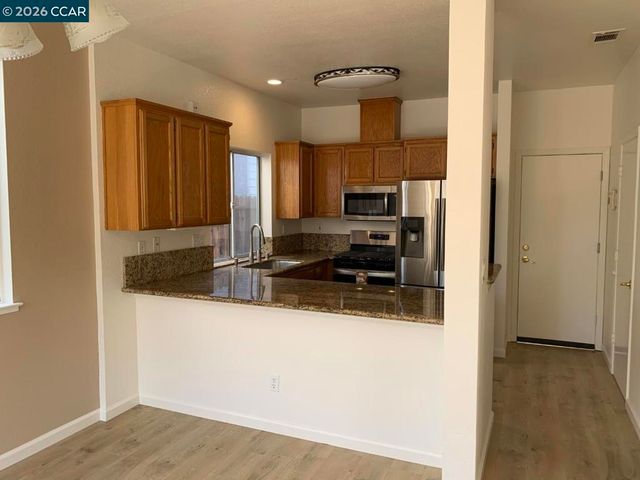 2085 Springbrook Ct, Oakley, CA 94561