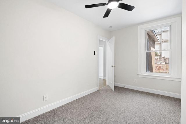 104 SEVILLE ST, Philadelphia, PA 19127