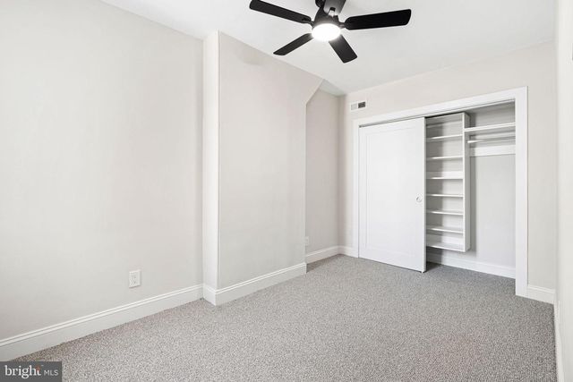 104 SEVILLE ST, Philadelphia, PA 19127