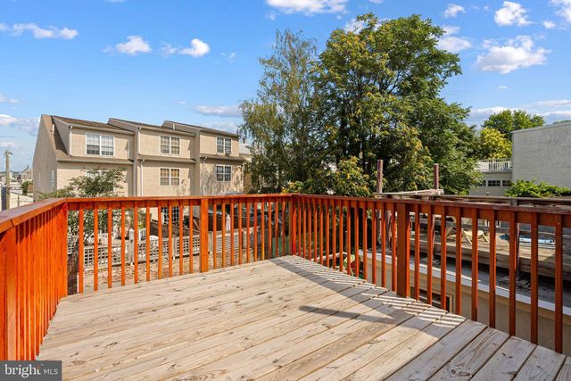 104 SEVILLE ST, Philadelphia, PA 19127